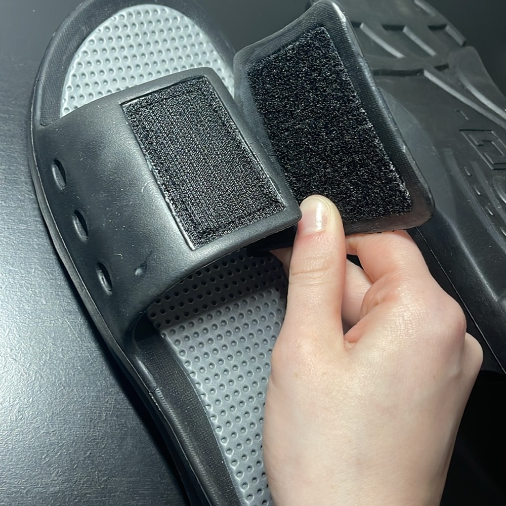 Chaps Velcro Slides - Picture 3 of 3
